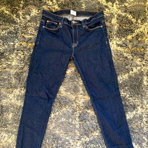 Hudson Low-Rise Skinny Jean size 27. Dark Indigo.